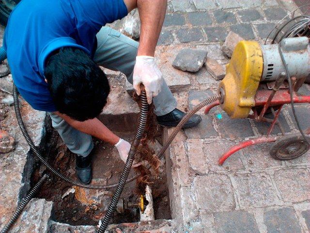 Desentupidora na Orla marítima